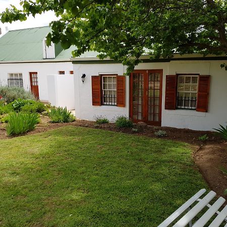 Uniondale Manor Guesthouse Bagian luar foto
