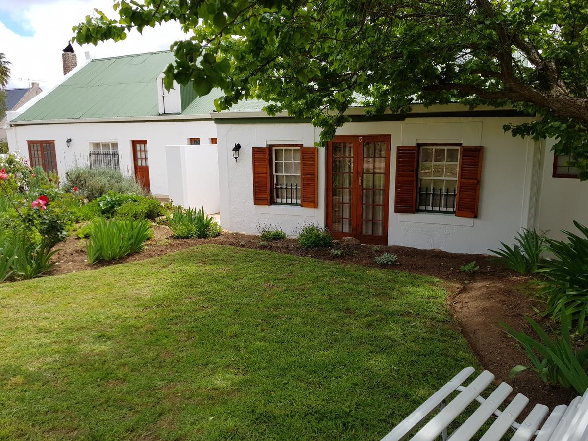 Uniondale Manor Guesthouse Bagian luar foto