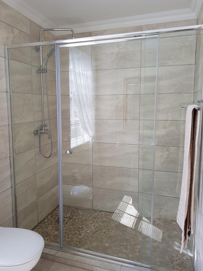 Uniondale Manor Guesthouse Bagian luar foto