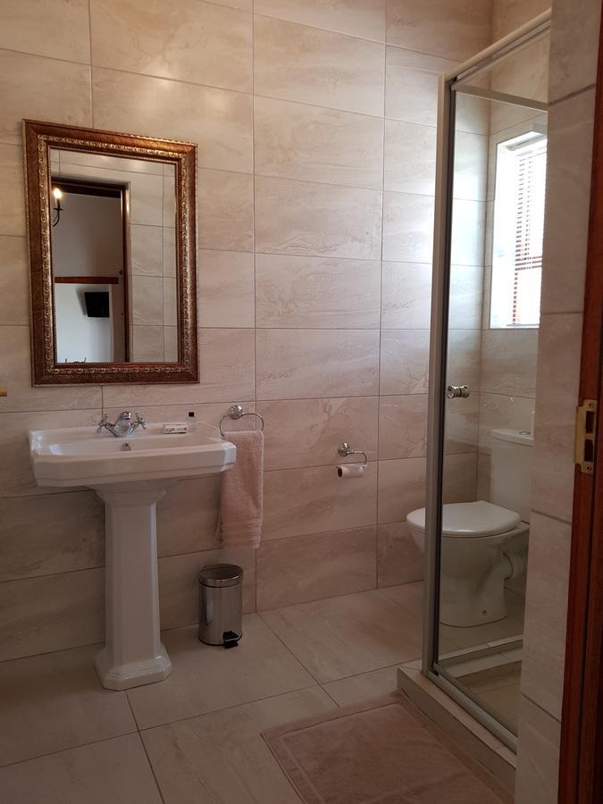 Uniondale Manor Guesthouse Bagian luar foto